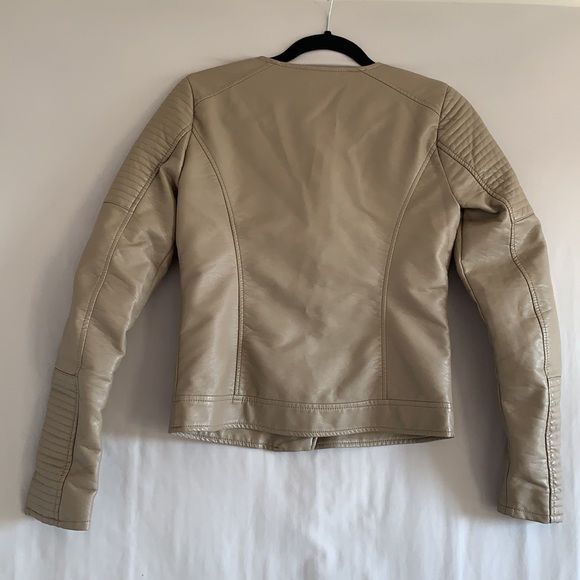 ONLY Faux leather beige jacket |size 34 - Picture 3 of 7